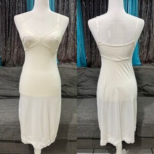 Vintage White Full Slip Lace Trim Adjustable Spaghetti Straps V-Neck Mid-Length